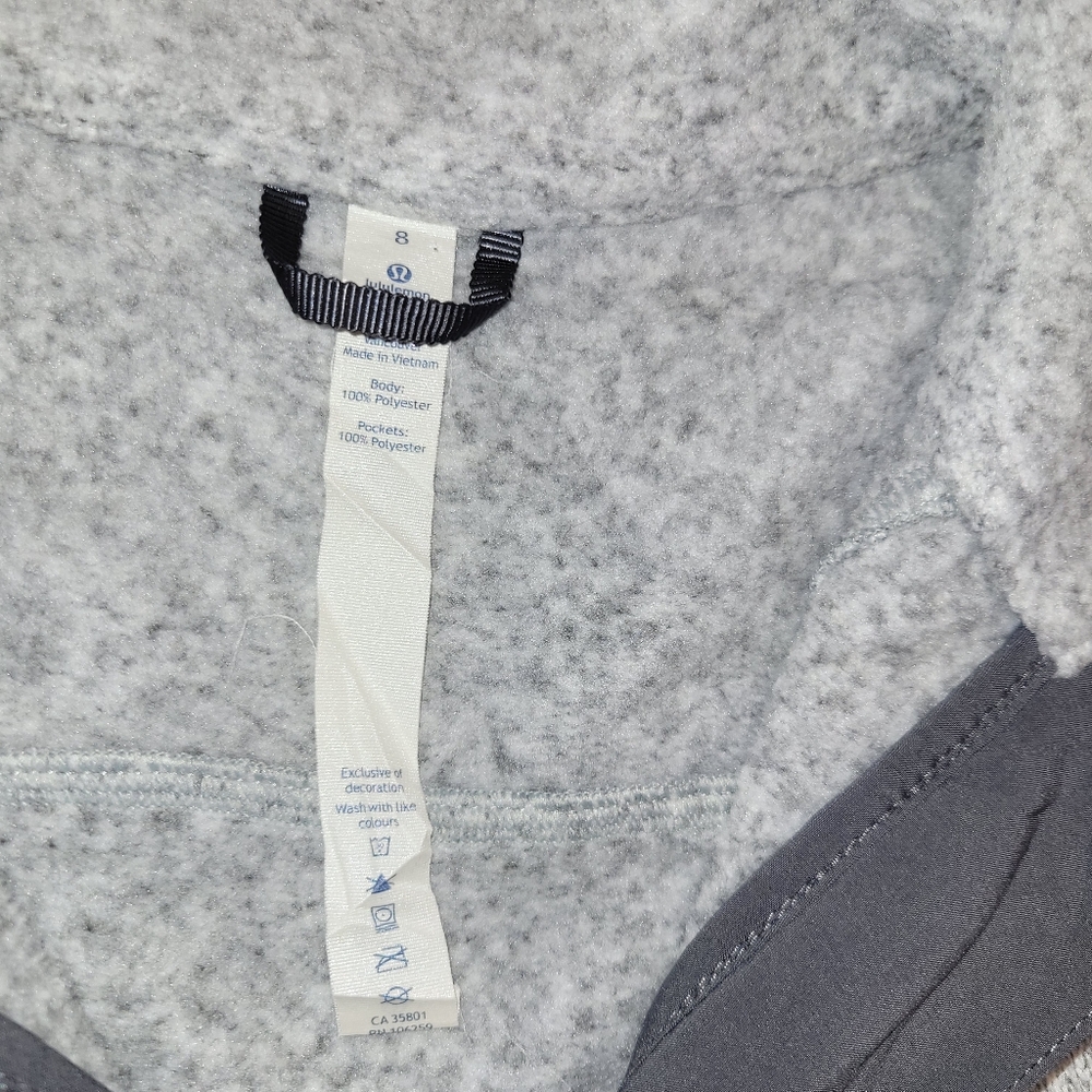Lululemon Fleece Full Zip Sweater Grey Black Sz 8 Athleisure Sporty Cozy - Picture 4 of 12
